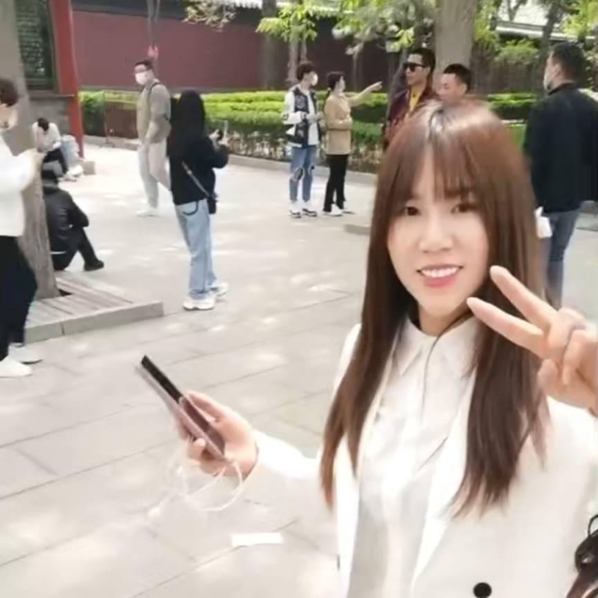 唐大哥小姨妹二妹AK