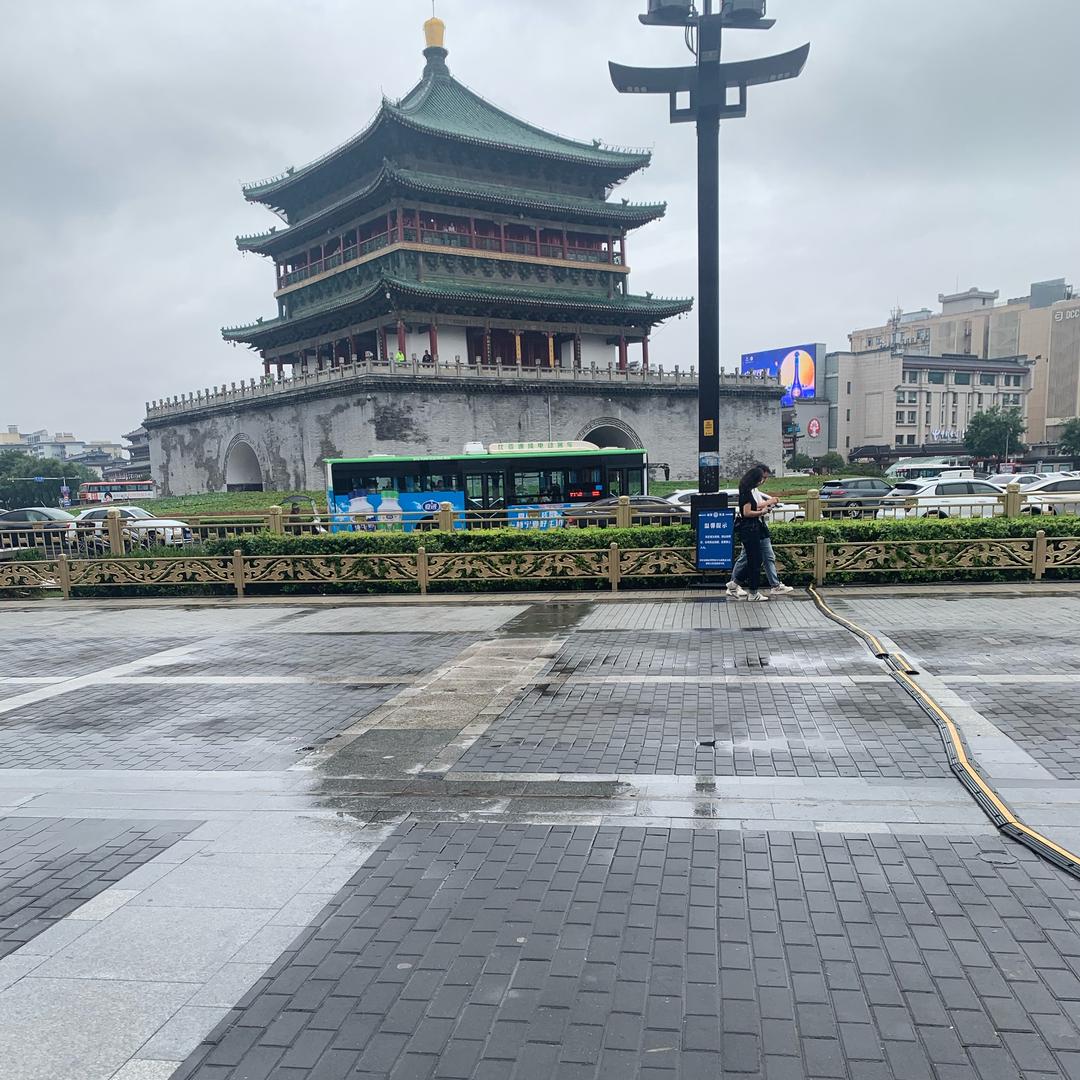 天佑中华