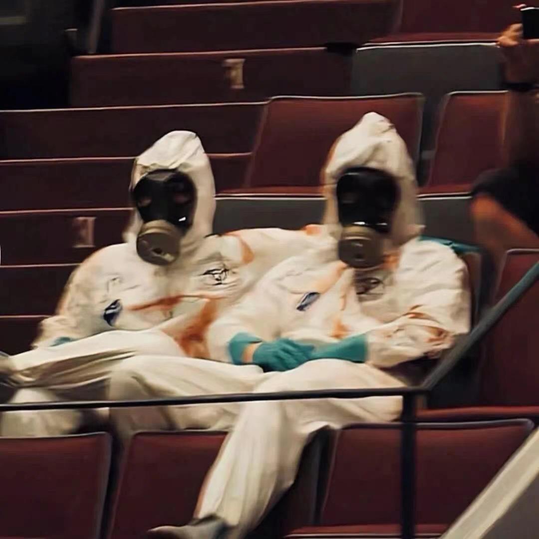 一口一个汉堡🍔