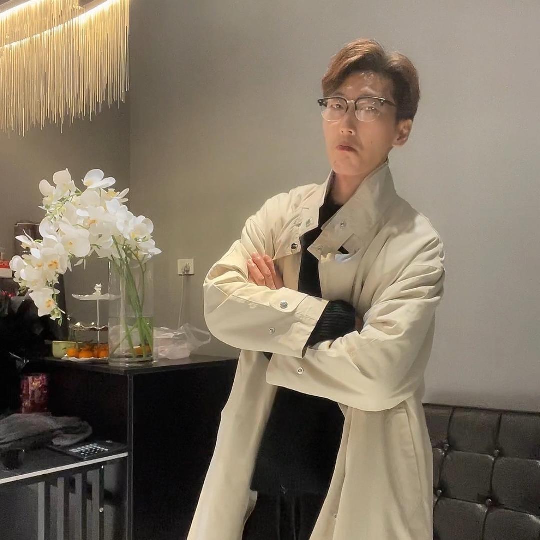 灰锅《沛猫闹锅锅房产&装饰》