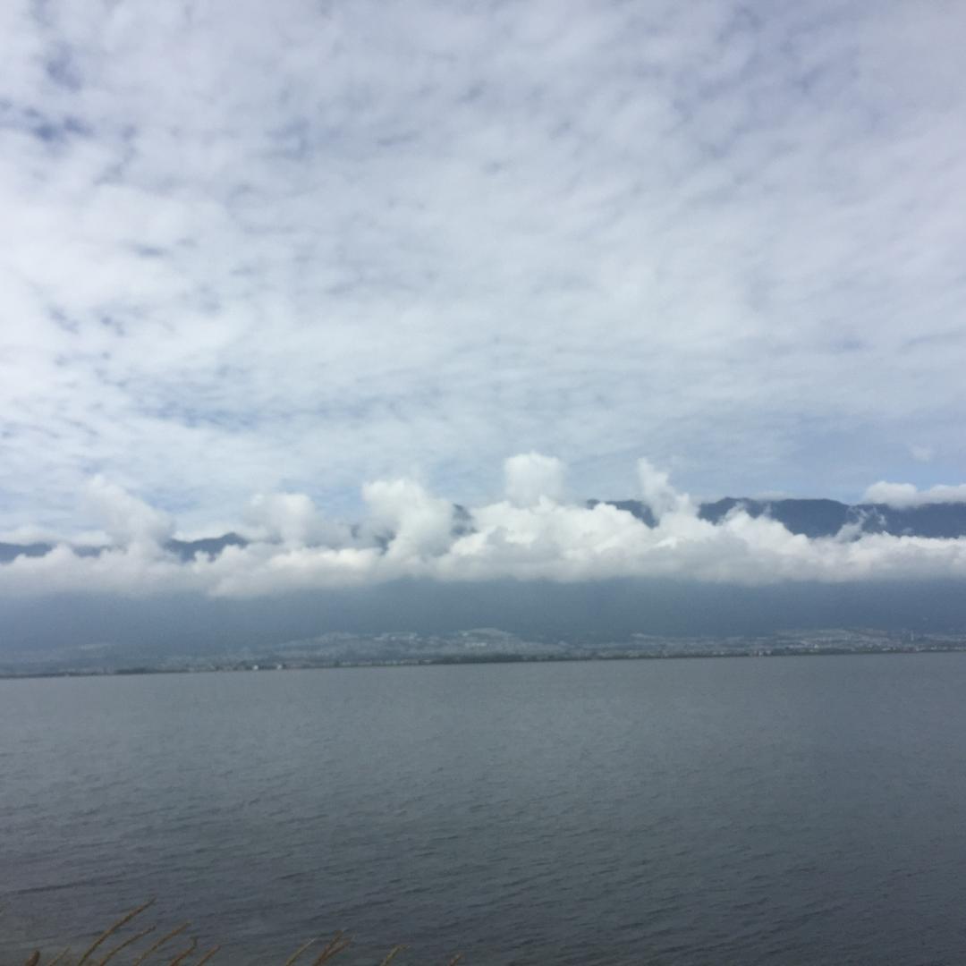 瞬 间