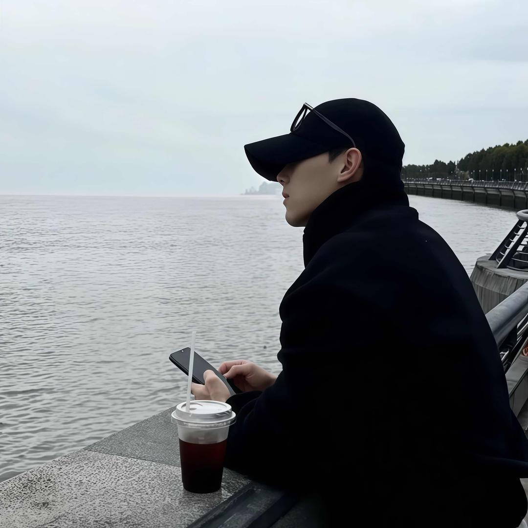 小易𝑴𝒑𝒐𝒘𝒆𝒓