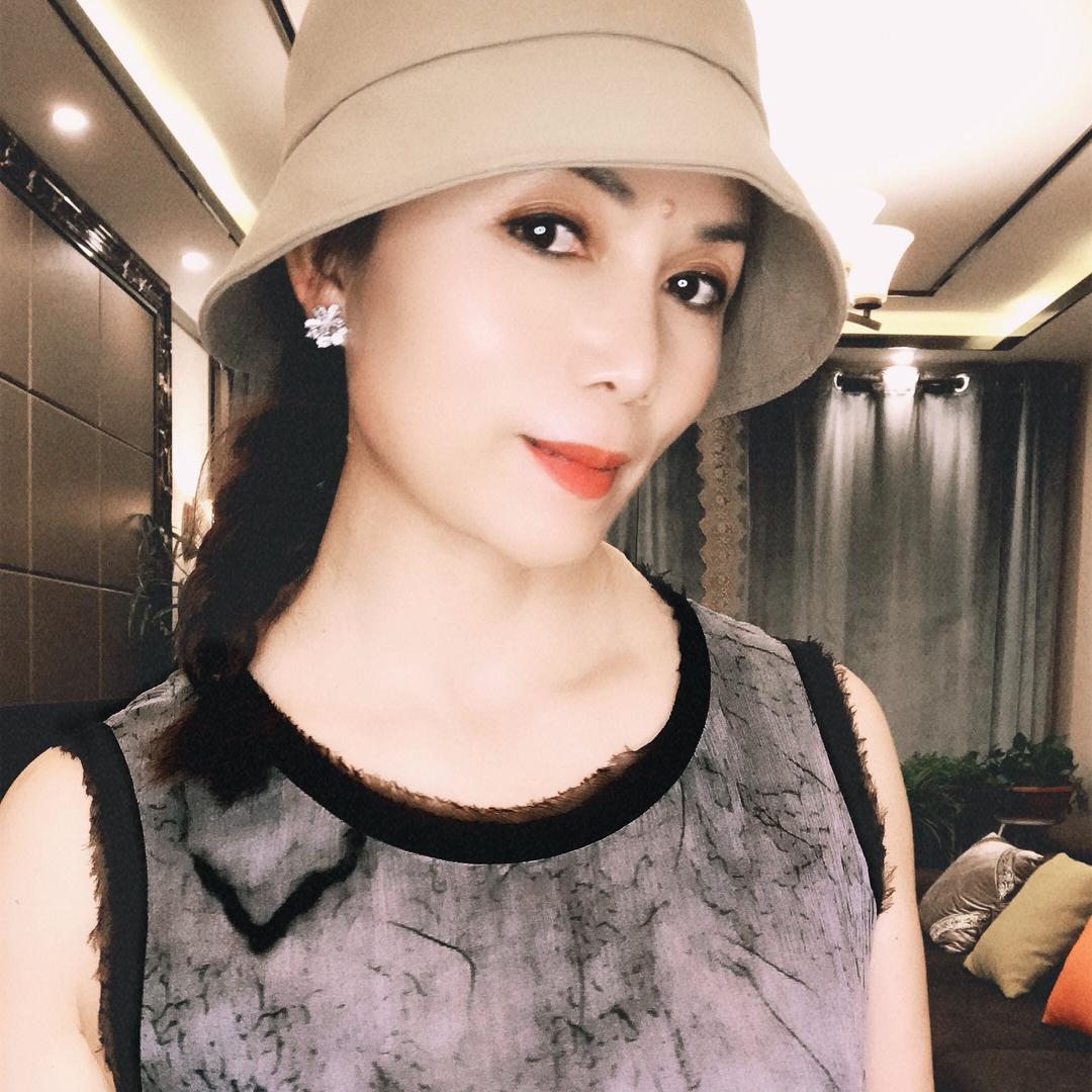 俪人轩服饰