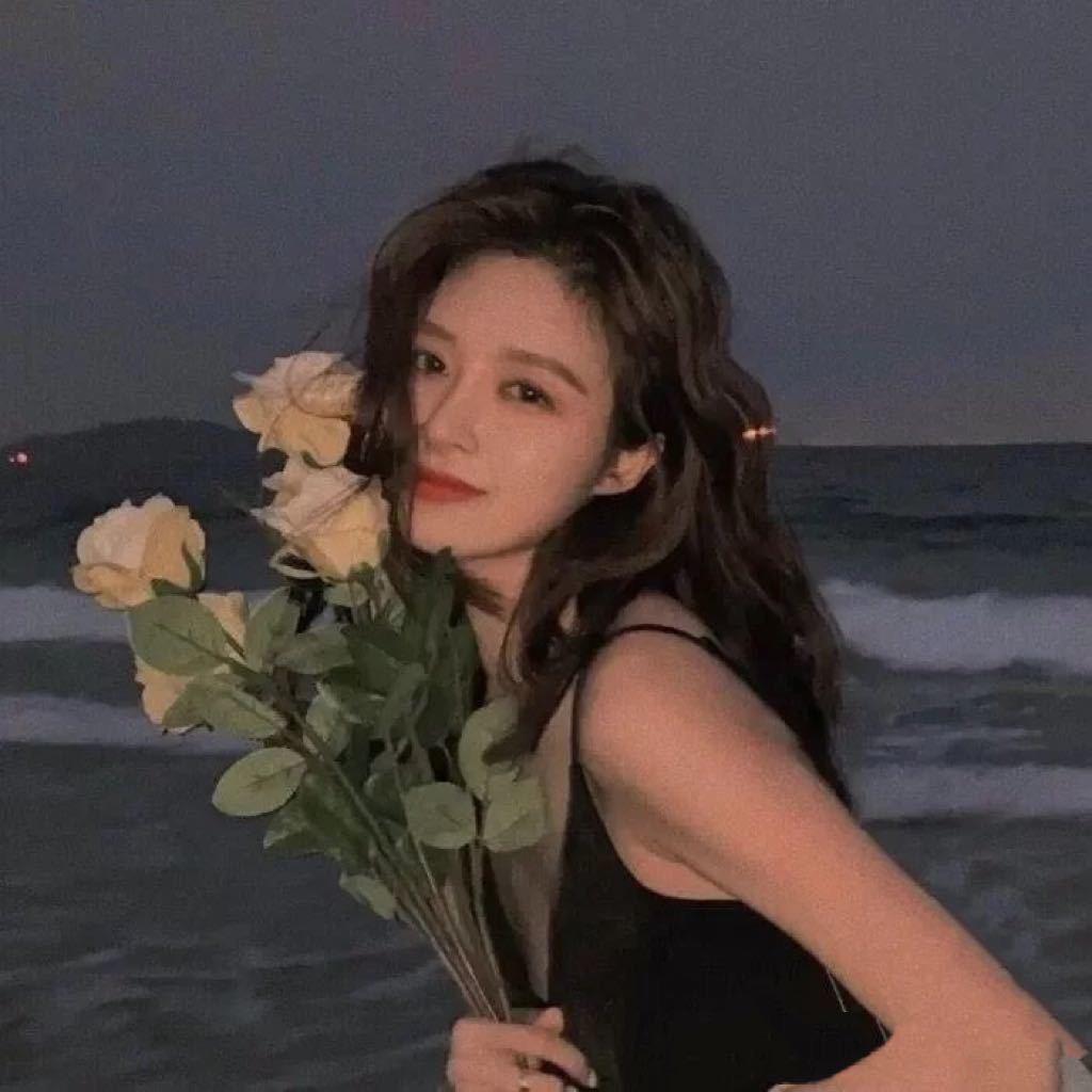 李小姐。