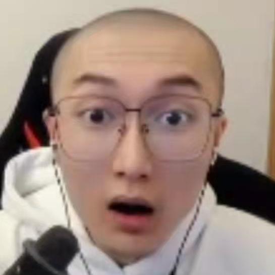 丸子头的文哥哥