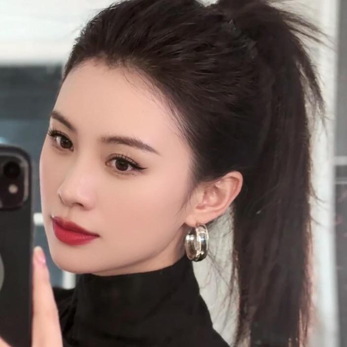 ⸜(* ॑꒳ˆ * )⋆*❤︎