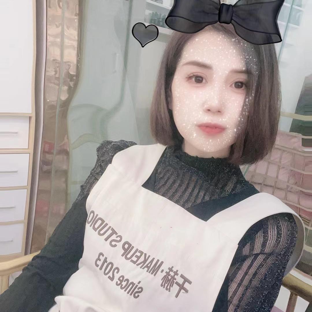 宇都千赫化妆老师，米娜