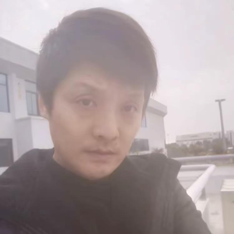 抽烟的鱼🐟