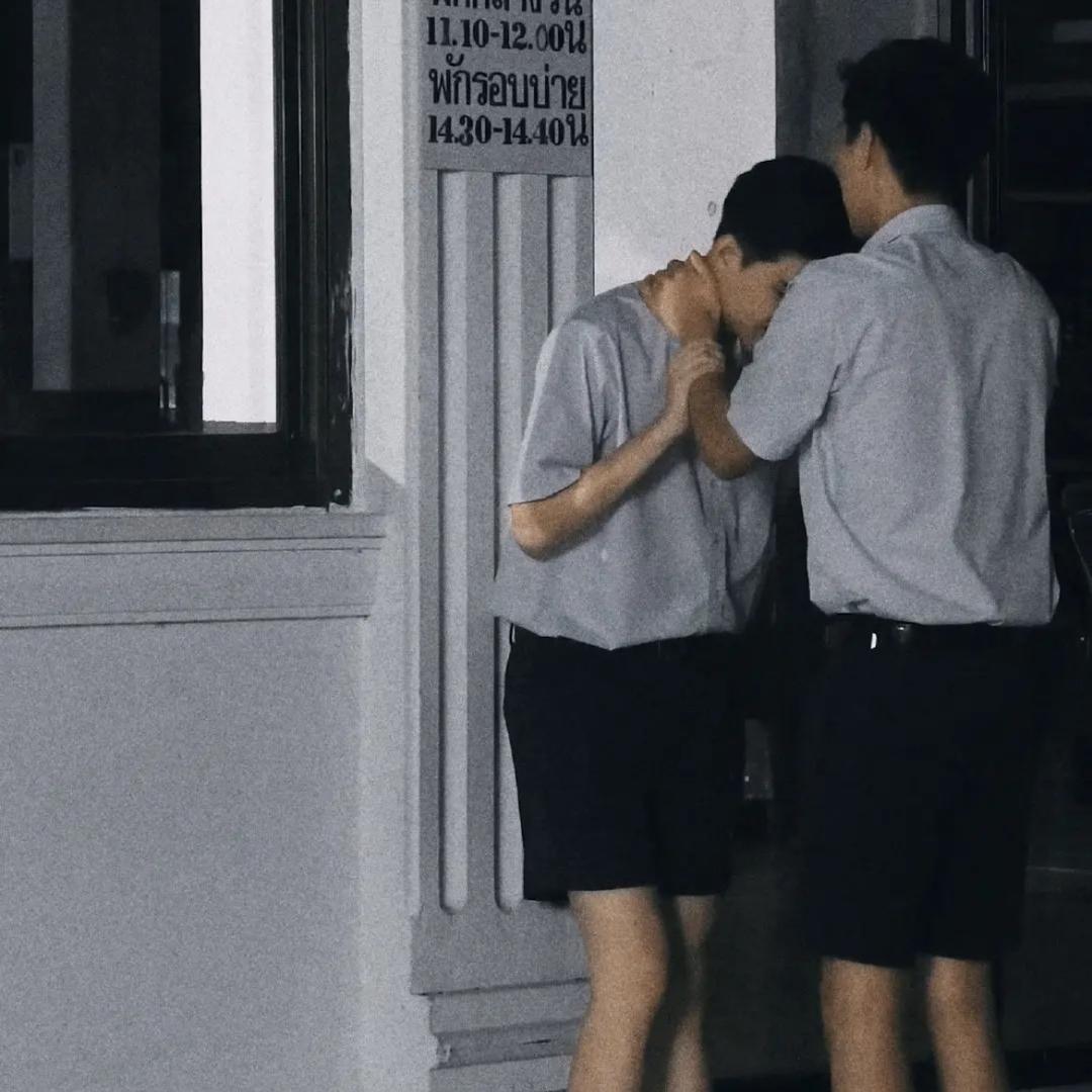 𝐳𝐳𝐳𝐳