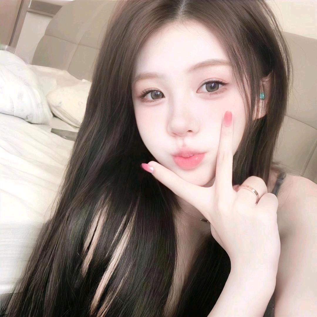 ❤️Li.依依来啦～❤️.
