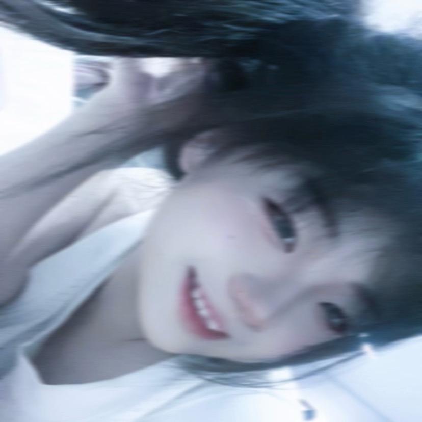 有张向日葵🌻