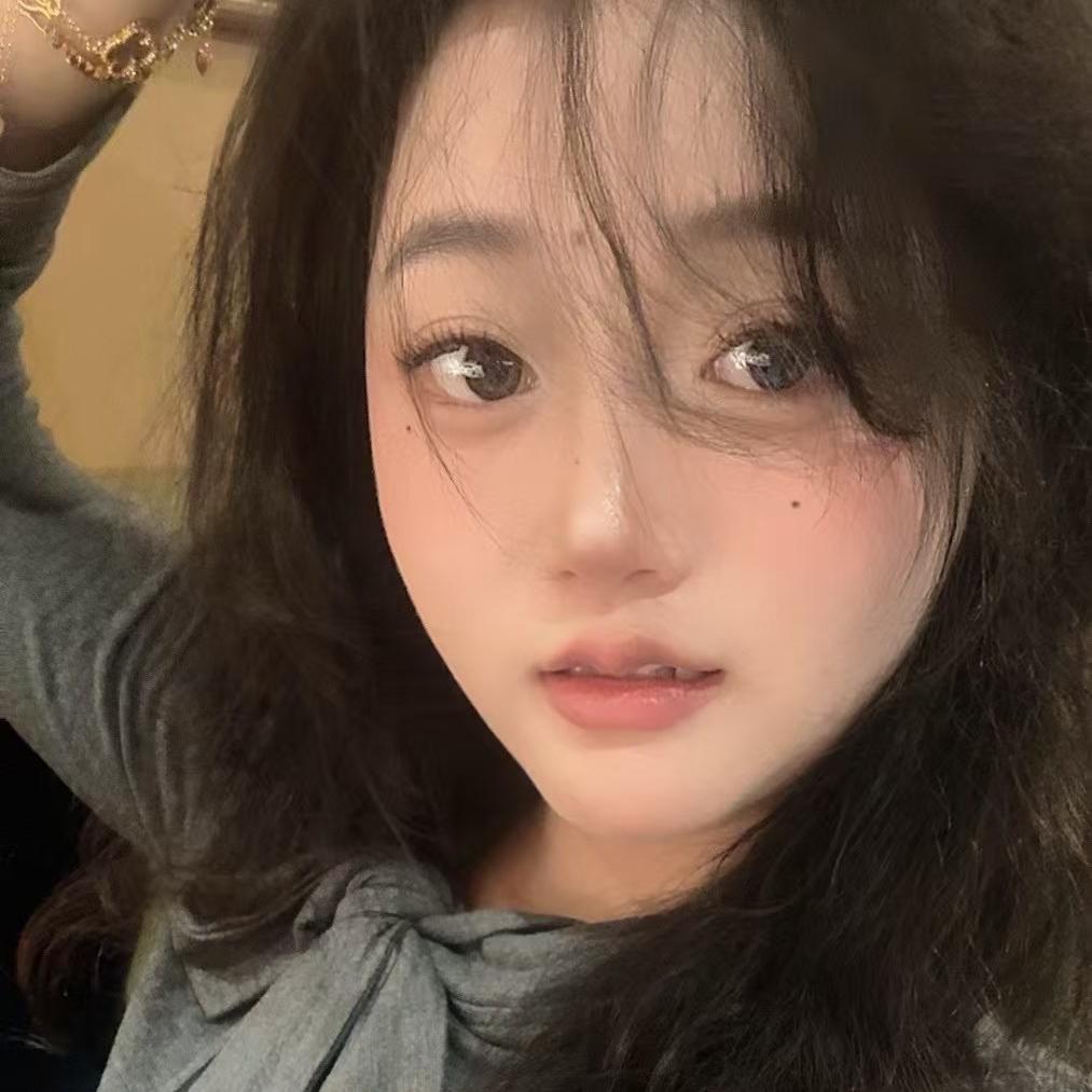 享戟轻奢珠宝店