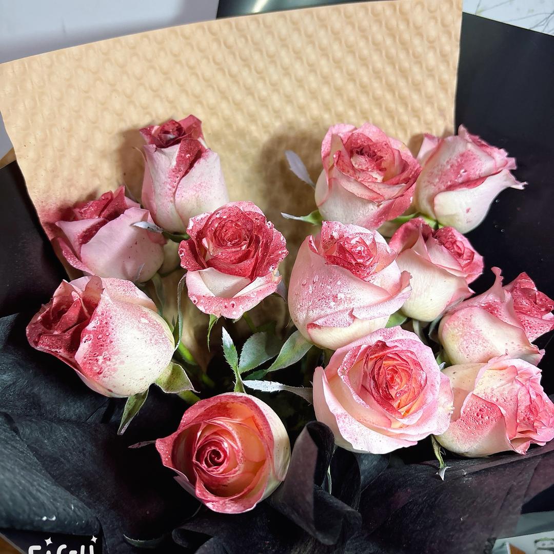 我姓殷，嘤嘤殷