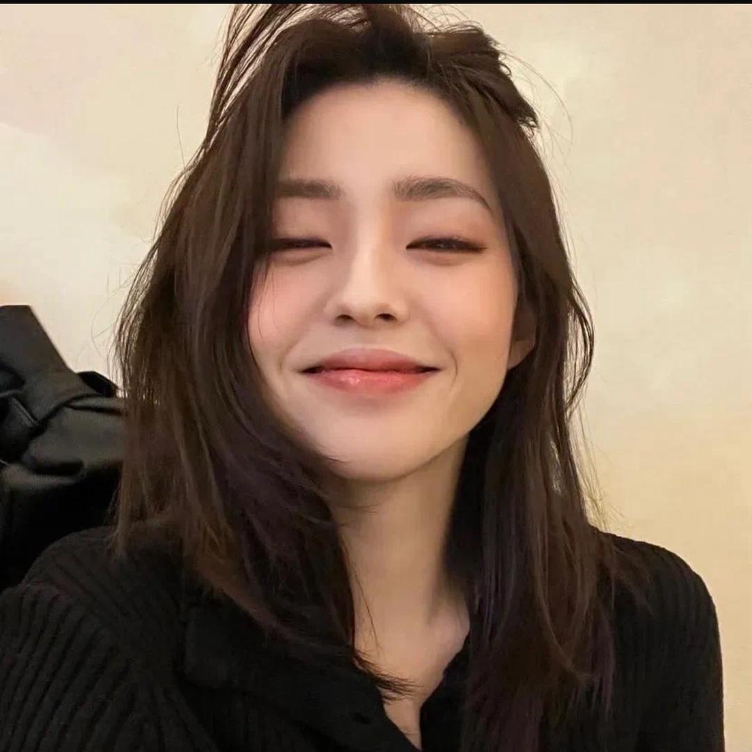 Y。