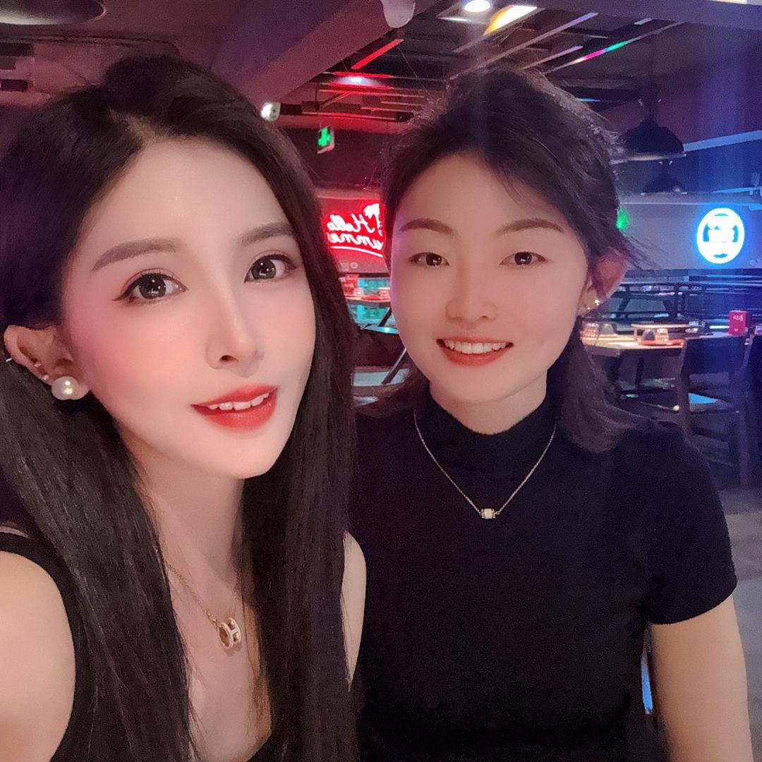 凤凰🔥（歌手小曼助理）