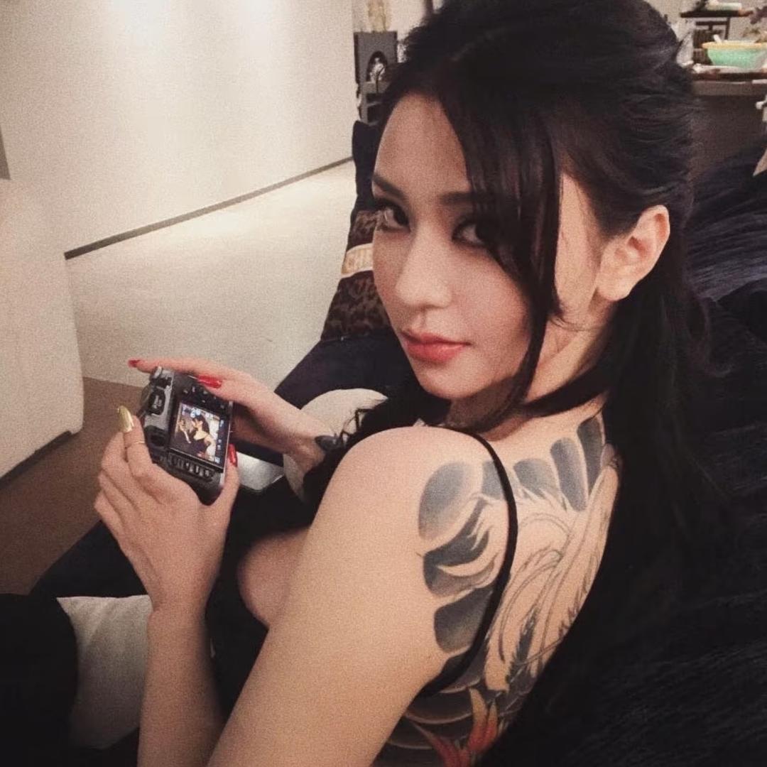 baby 彤.