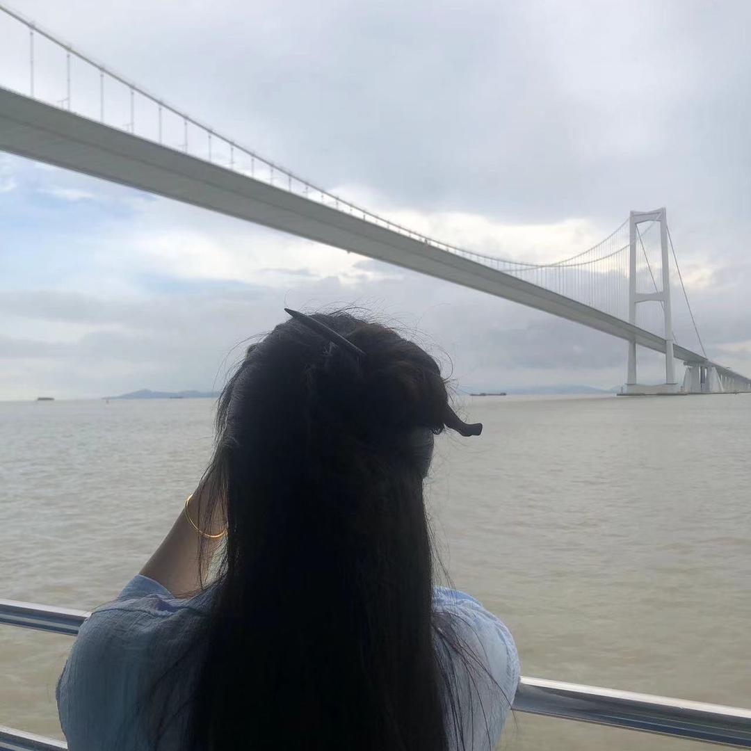 爱哭的水瓶座