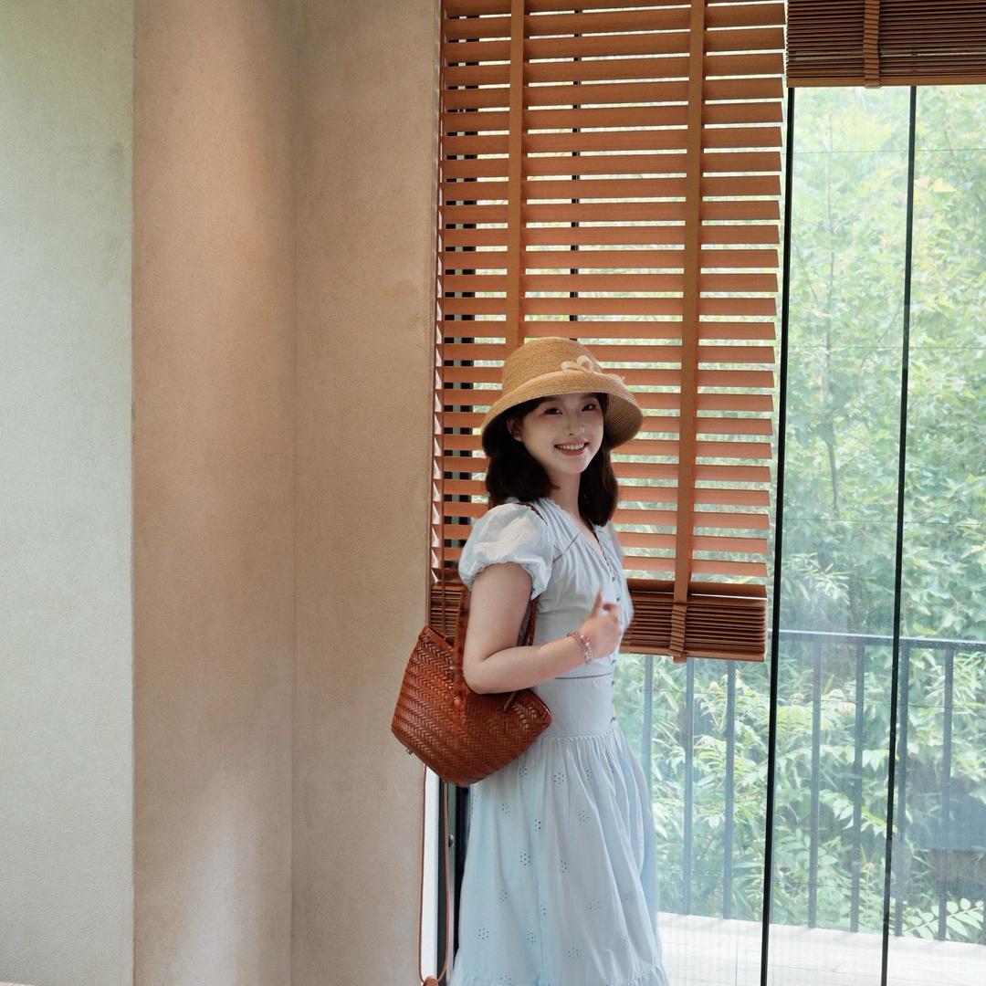 小啊璐璐女装