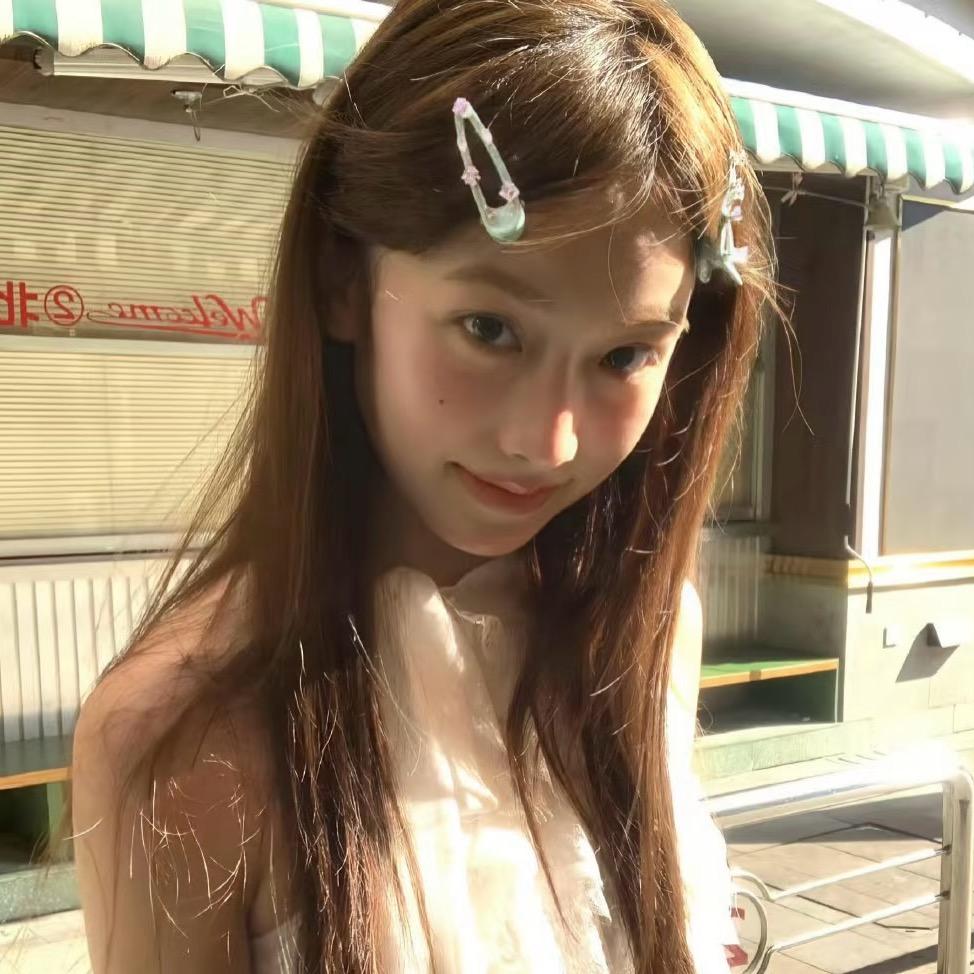 𝗖𝗮𝘁𝘁𝘆𝗹𝗹𝗼🐱