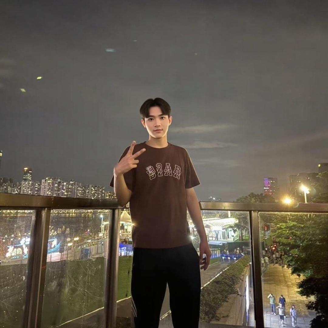 霹雳小W