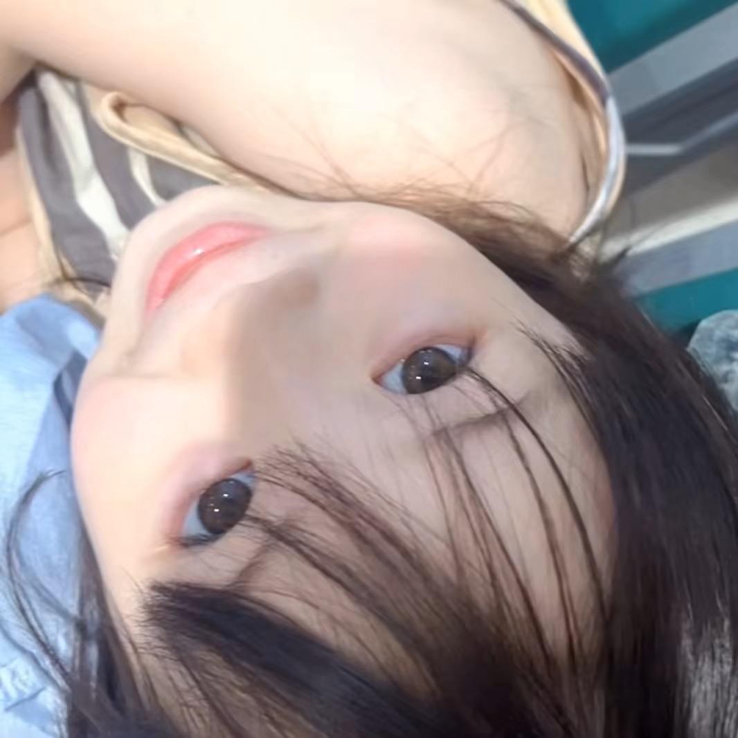 、