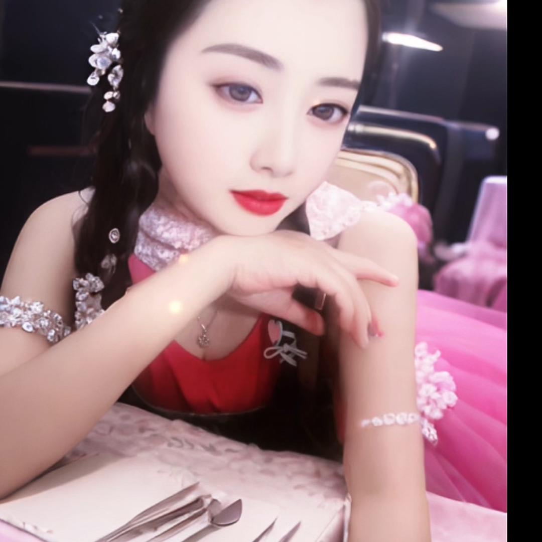 小  鱼   儿