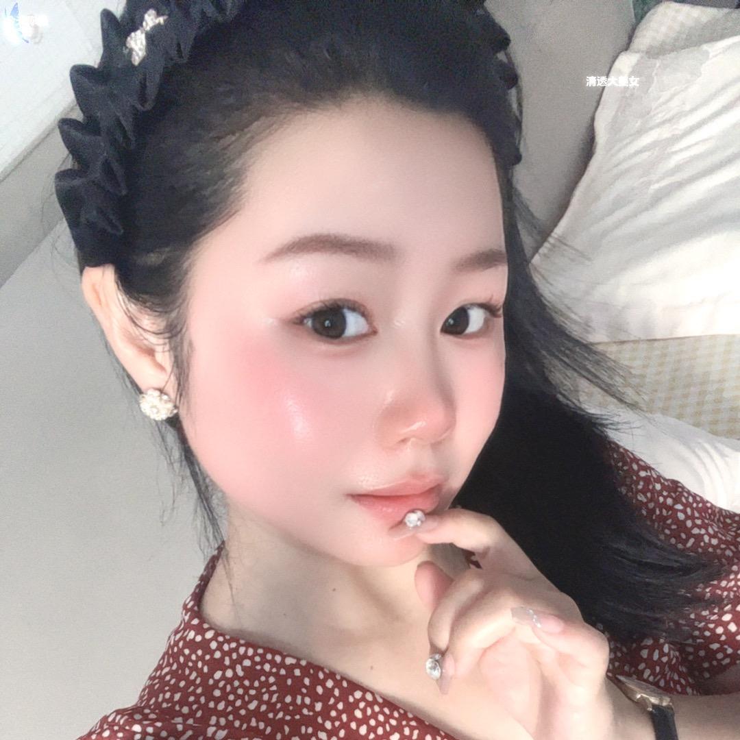 淡雅清尘