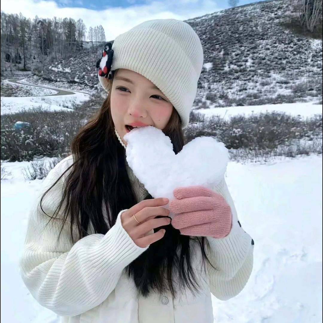 嘟嘟.