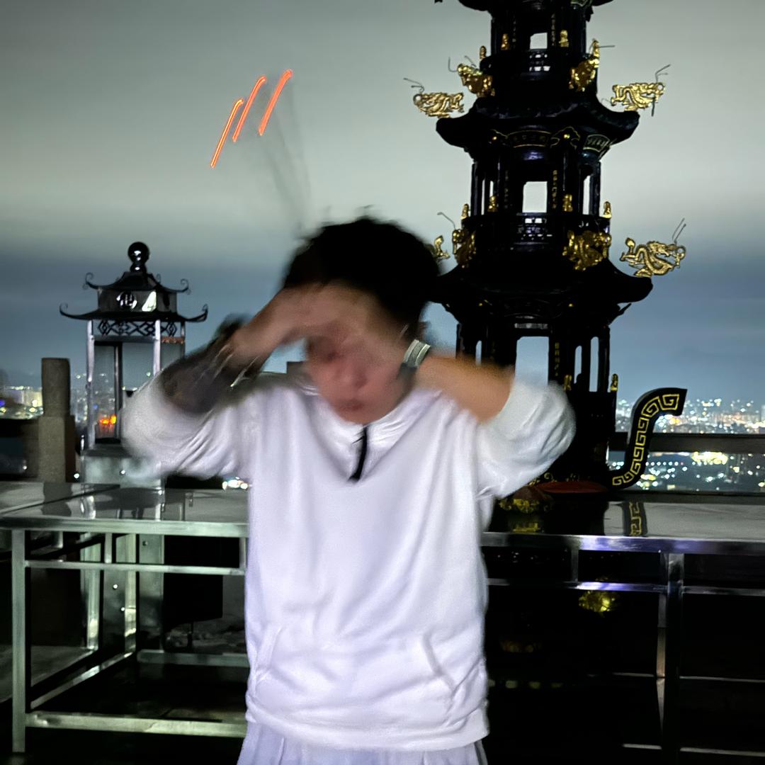 ShouldYoung叔样潮牌