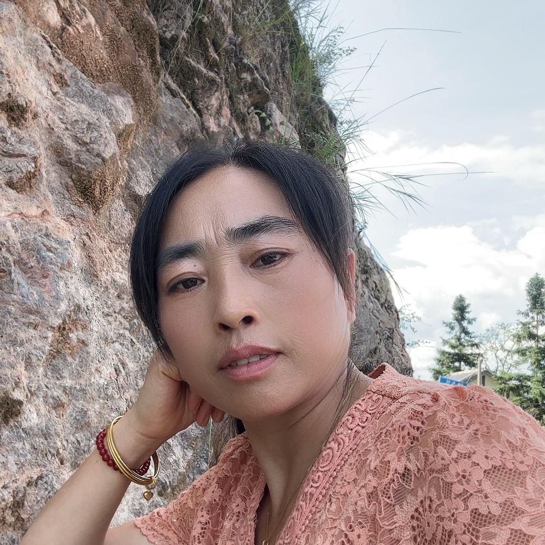 王姐2:（开播号王姐首播中午12点50）