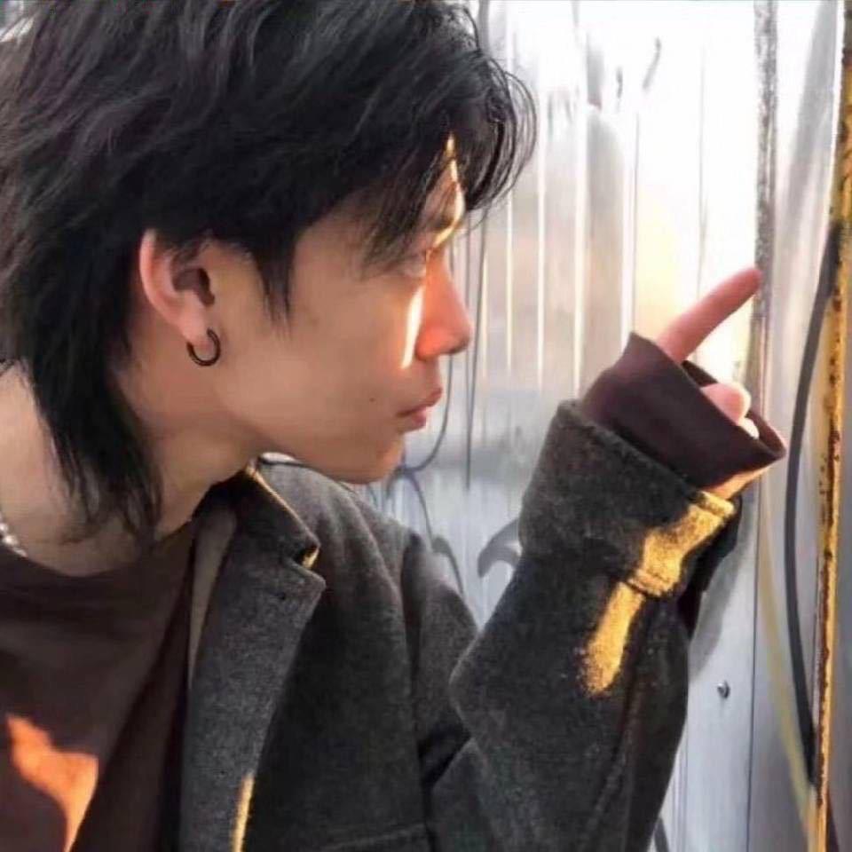 奥特曼不会飞ㅤㅤㅤ