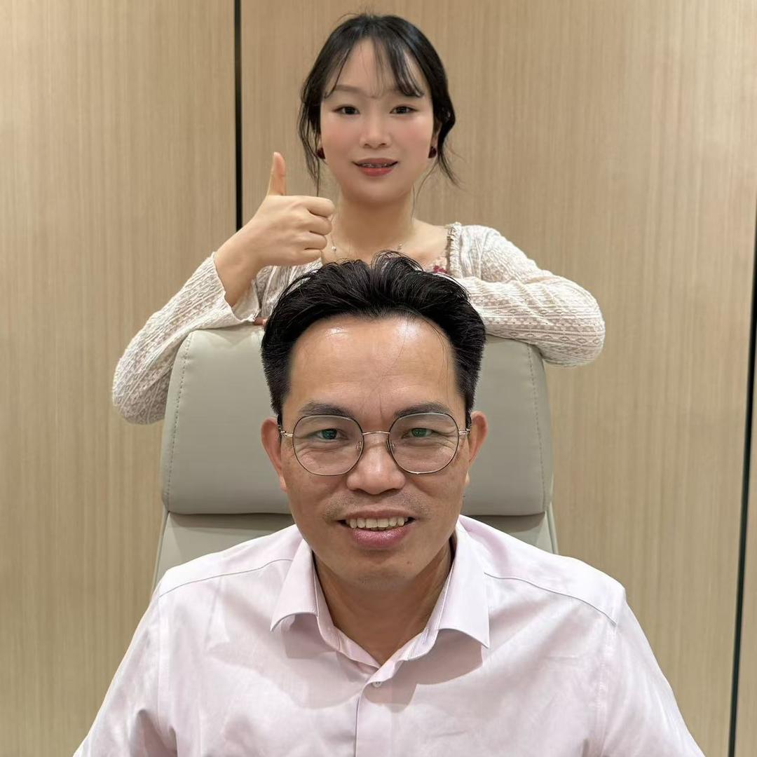 新春叔和小女儿丹丹