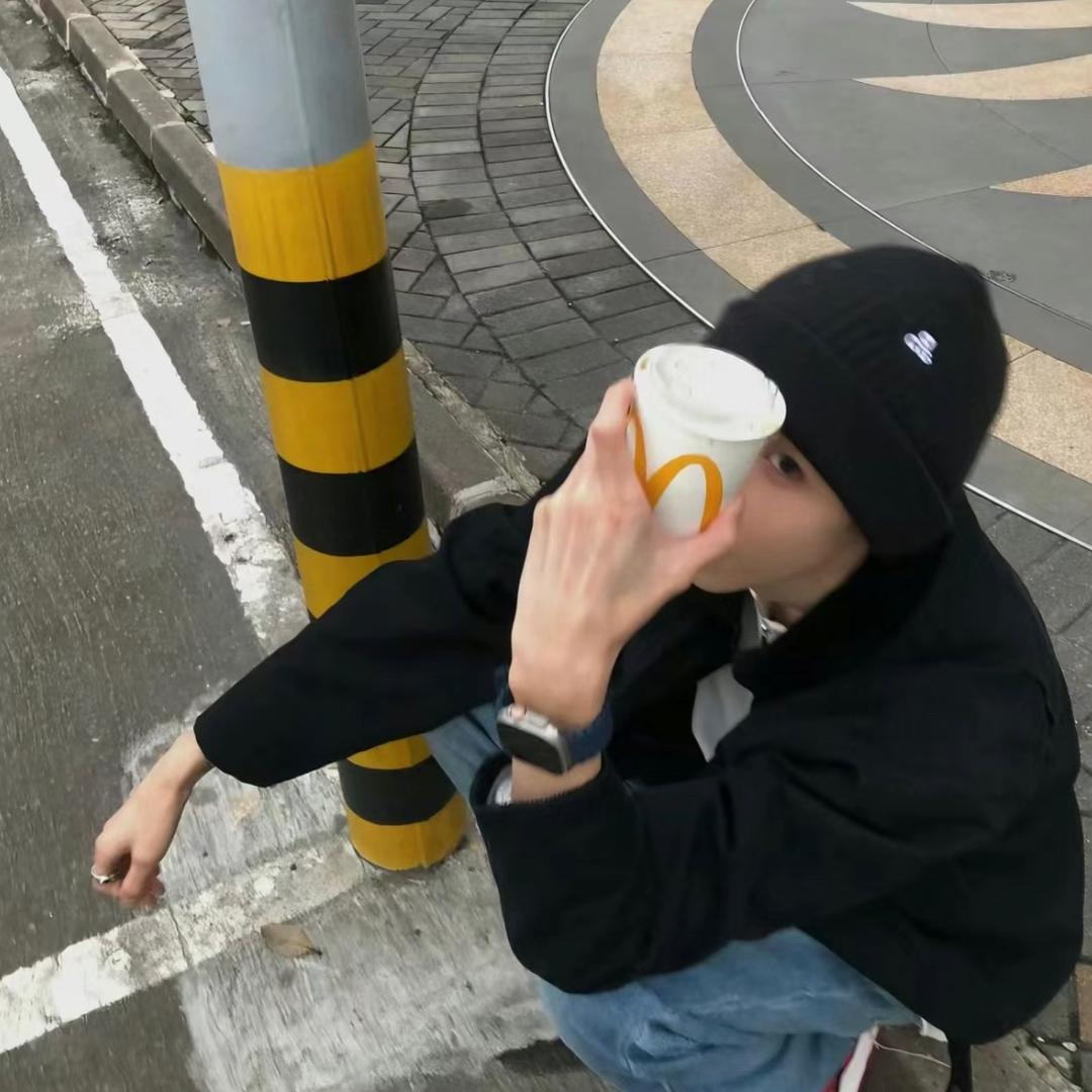D ᴅ_
