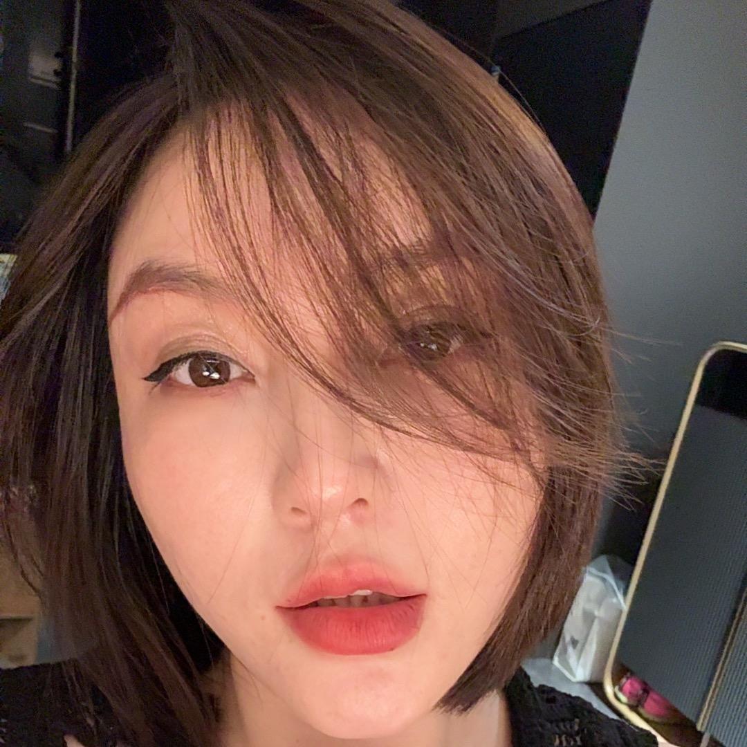 白色的白