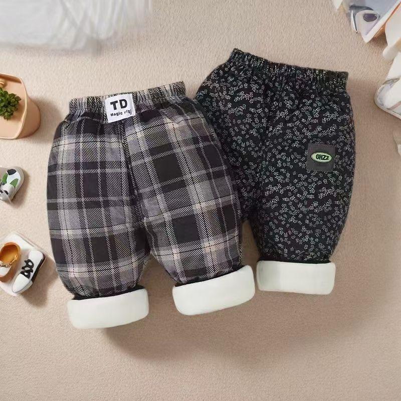 小闹钟童装