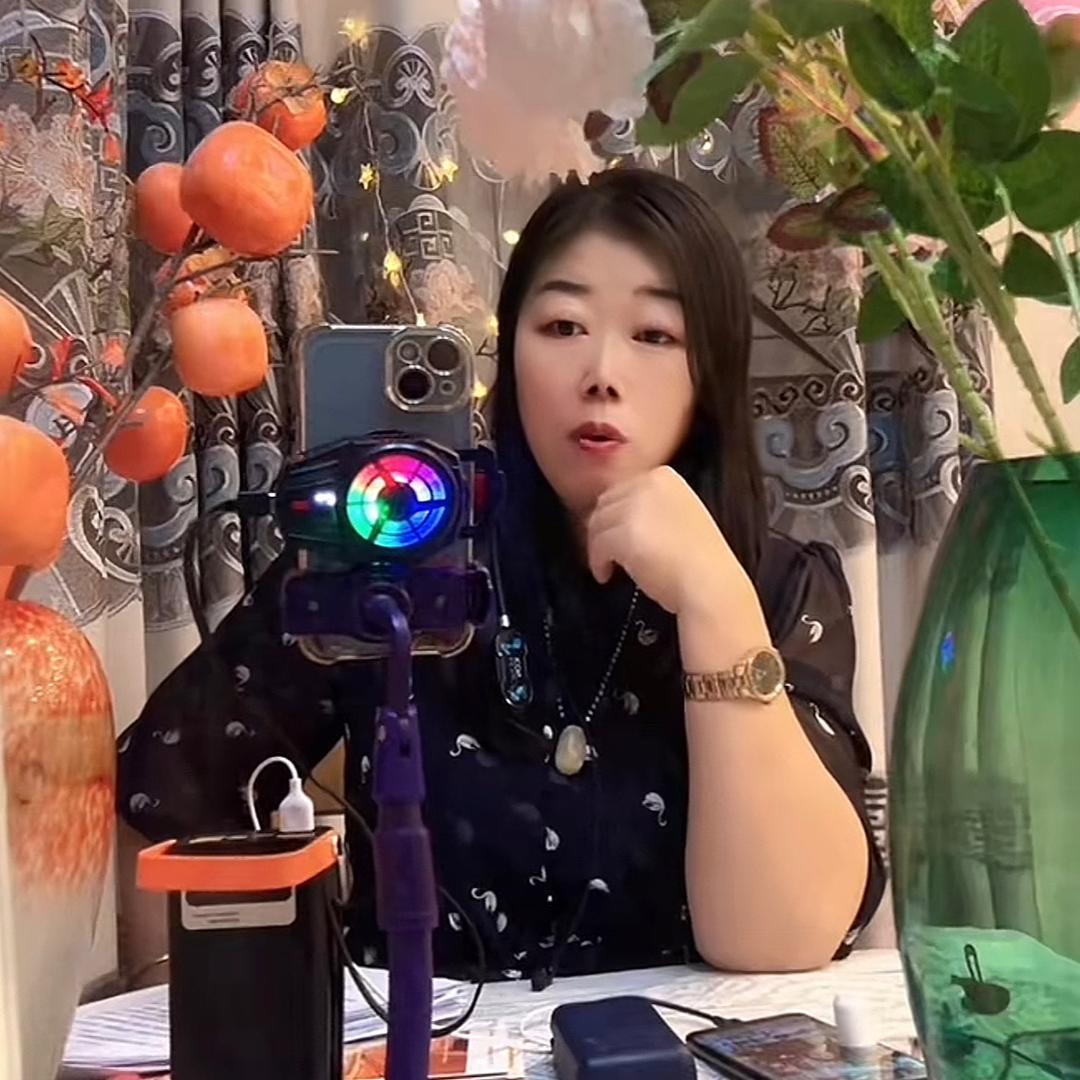晓辉姐（首播第一天21:26）