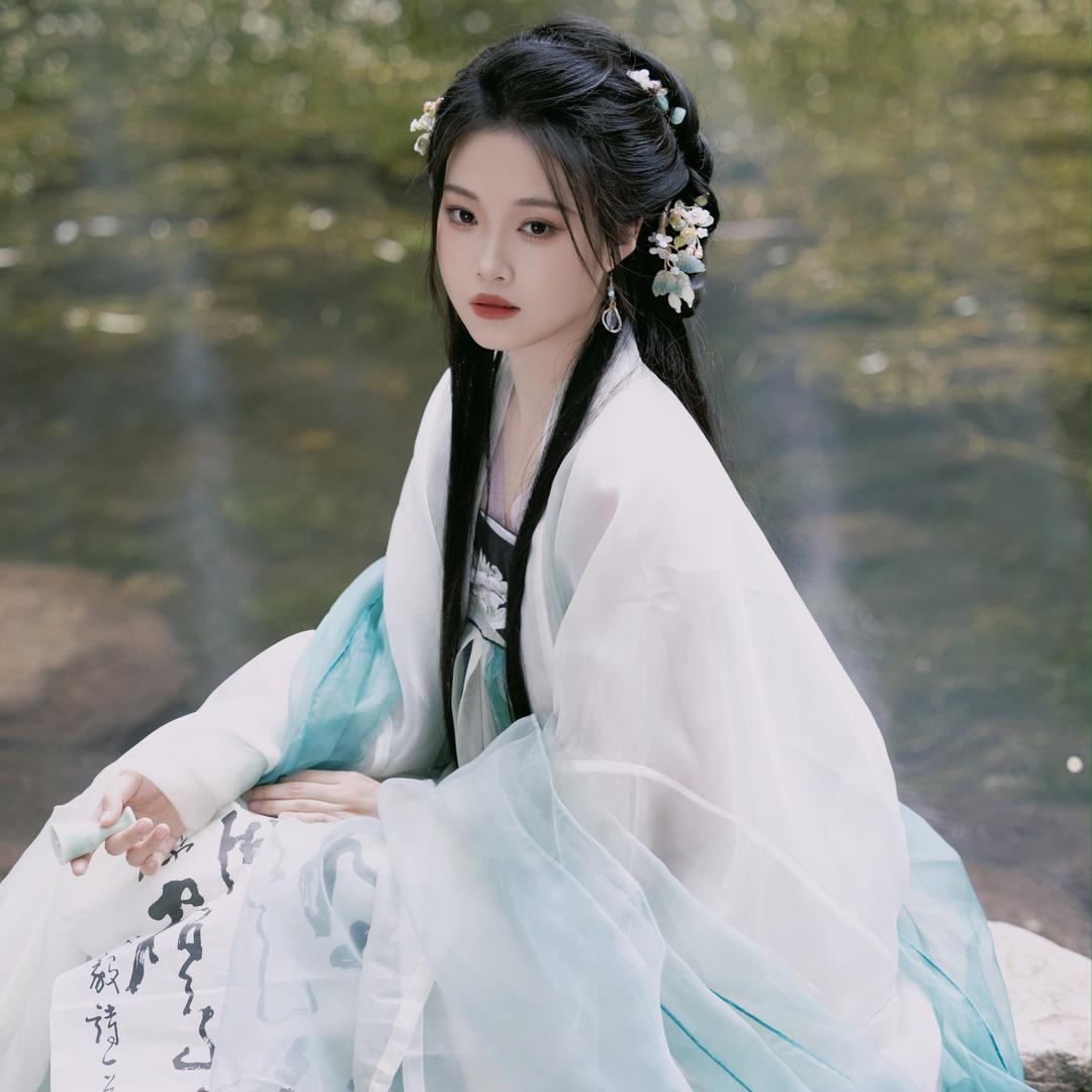 是可爱晨（早日暴富版）