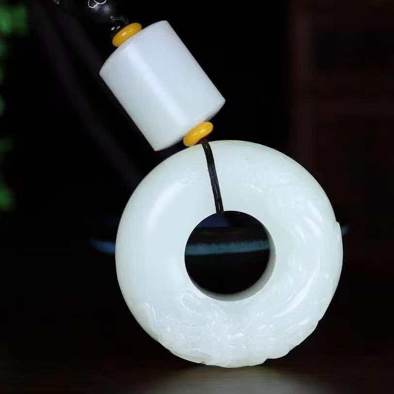 言诺和田玉大师馆