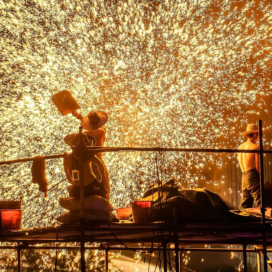 清远打铁花艺术团