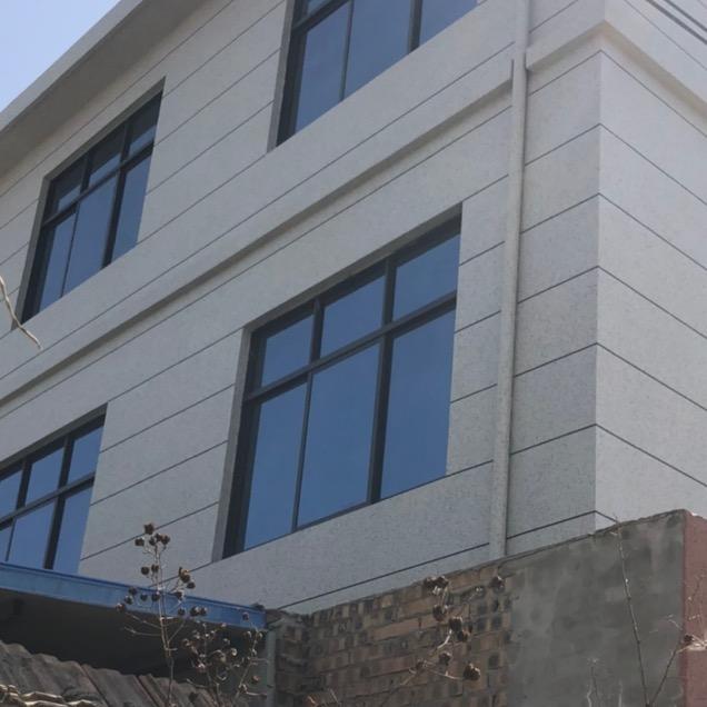 建龙装饰，外墙真石漆，水包沙，