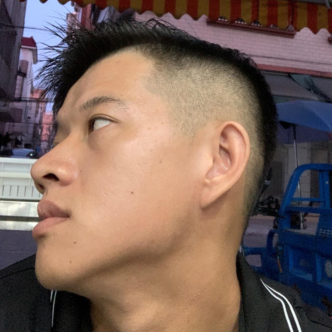 小刘