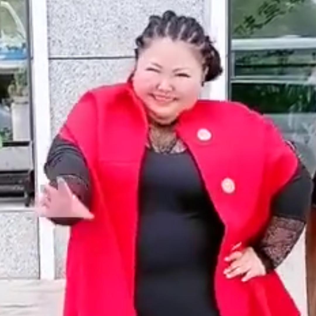 280斤胖妹爱跳舞