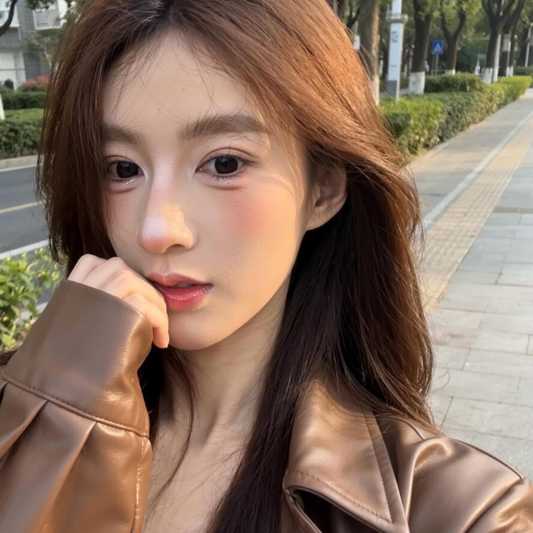 亚亚辣妹穿搭分享号