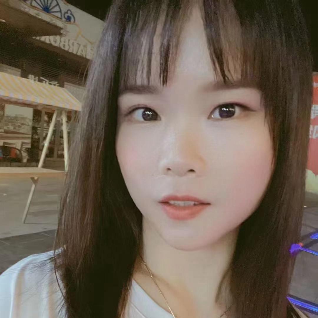 依依 🌸