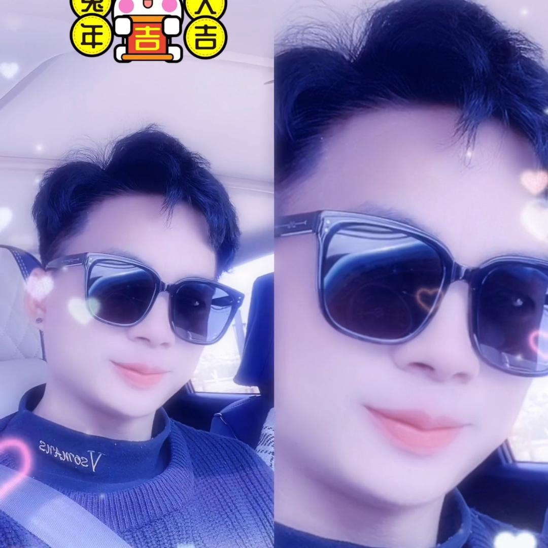 ღ᭄ꦿ❤️劉先生এ꧔ꦿ