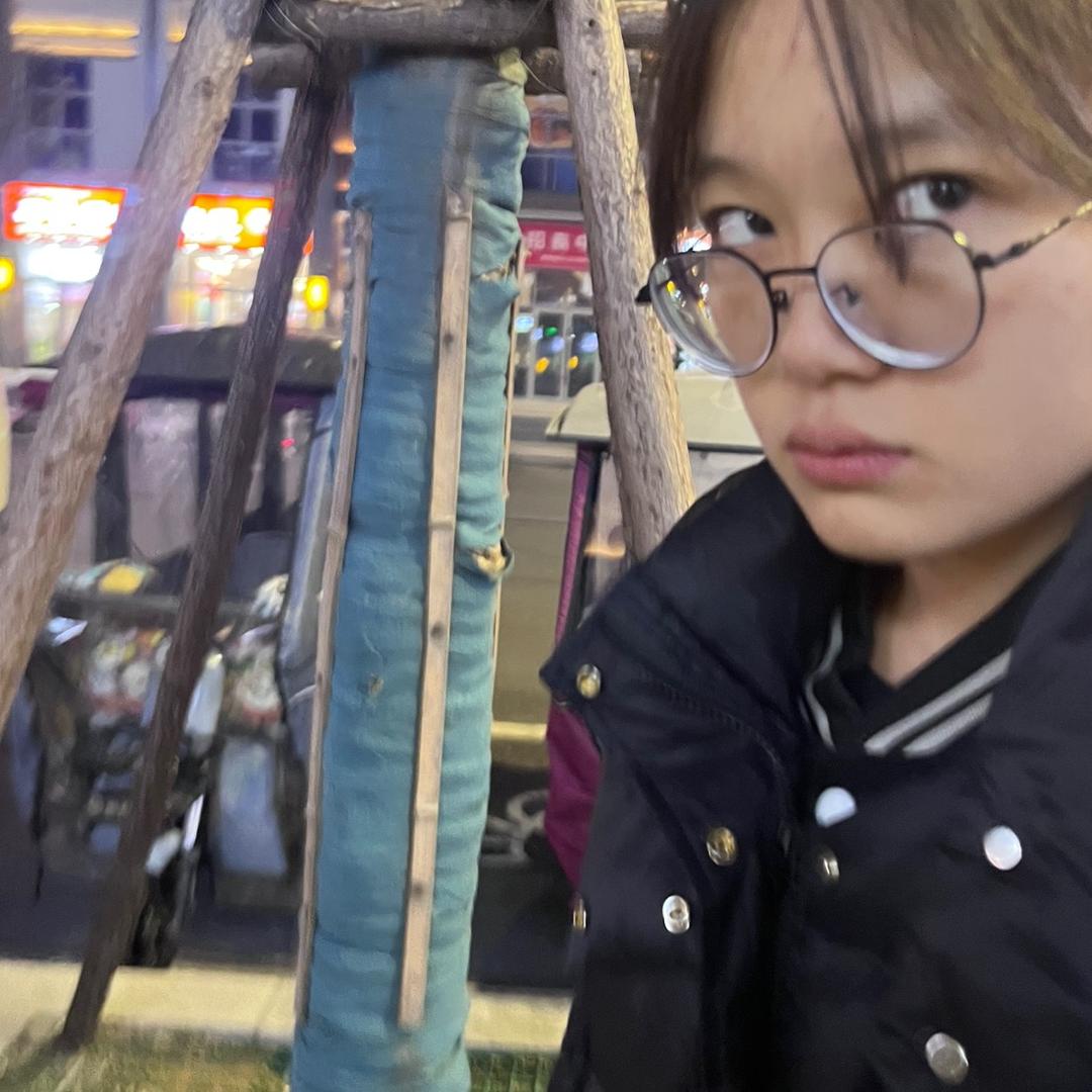 狗不李包子头像