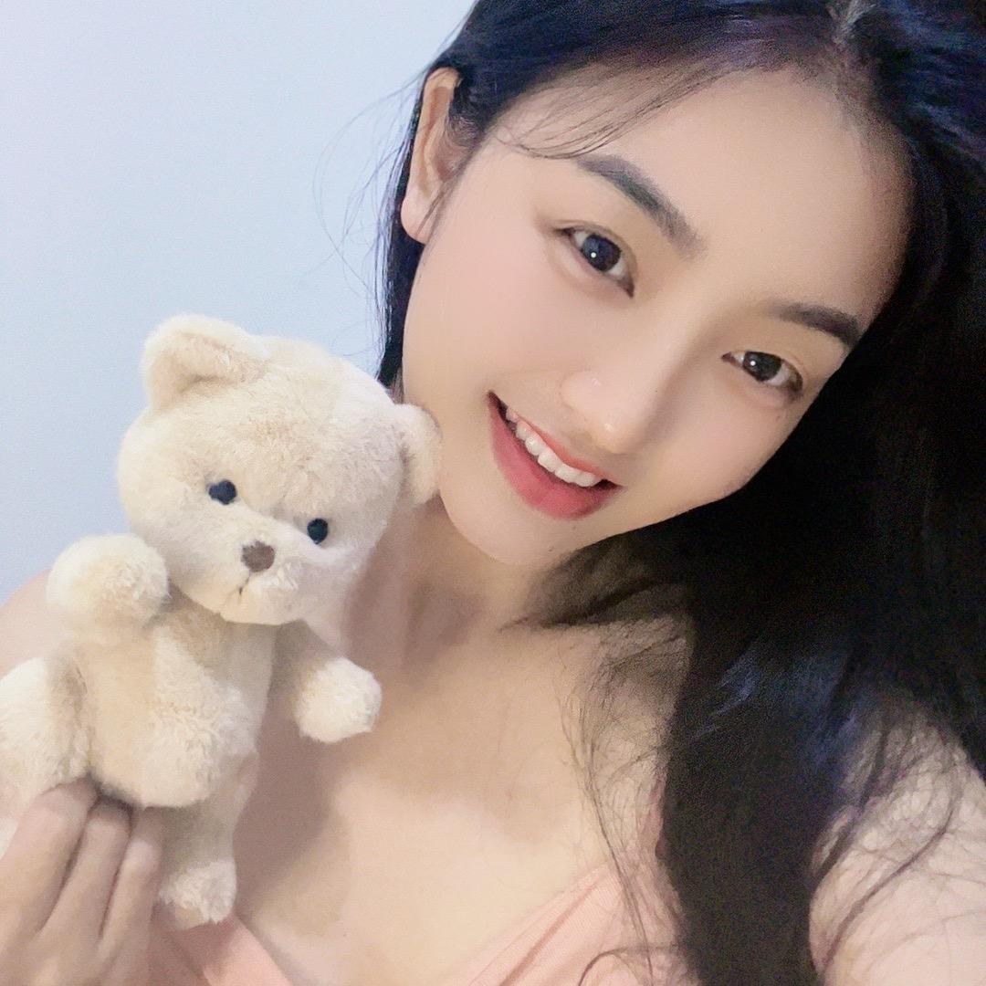 芳云