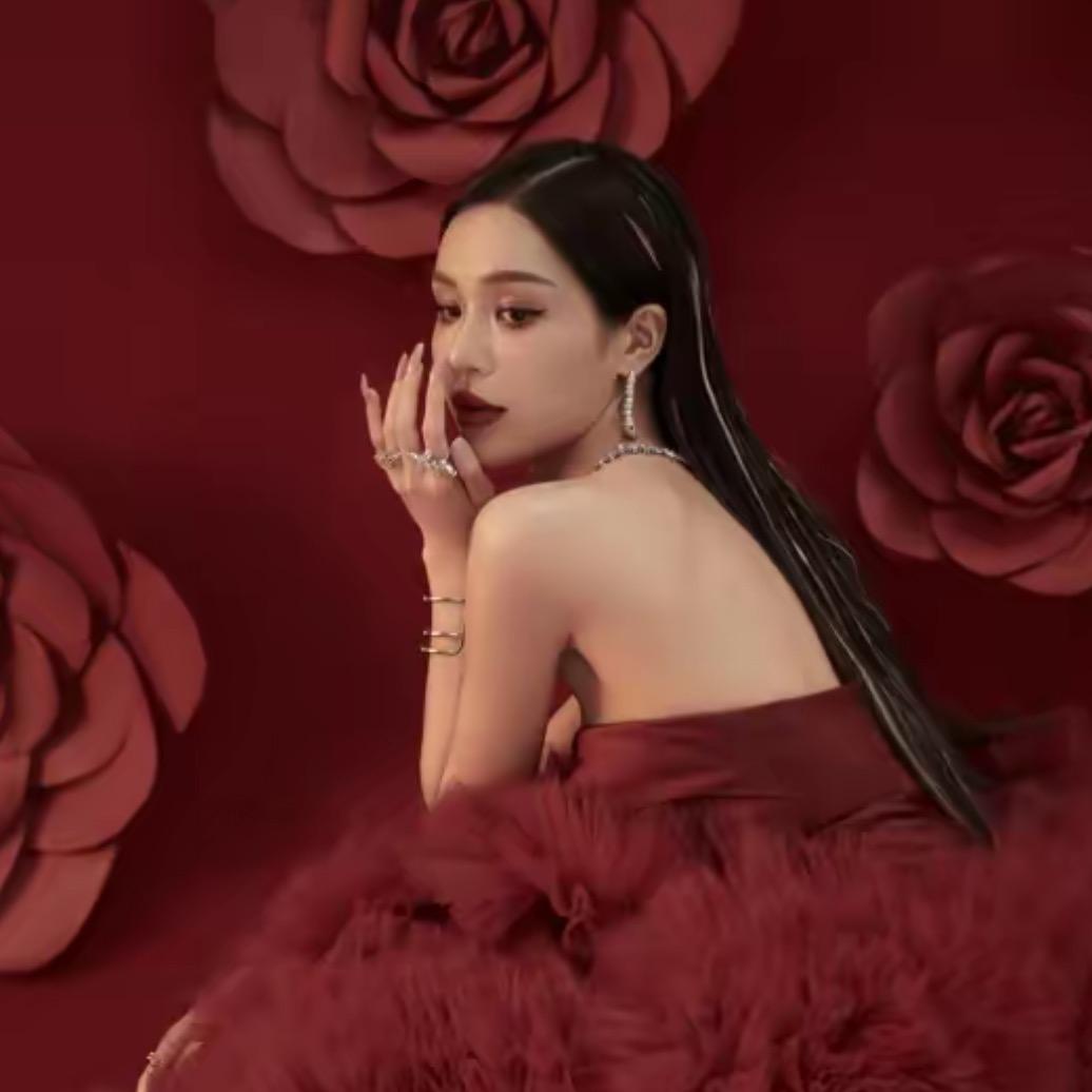 懒猫nono（轻奢穿搭）