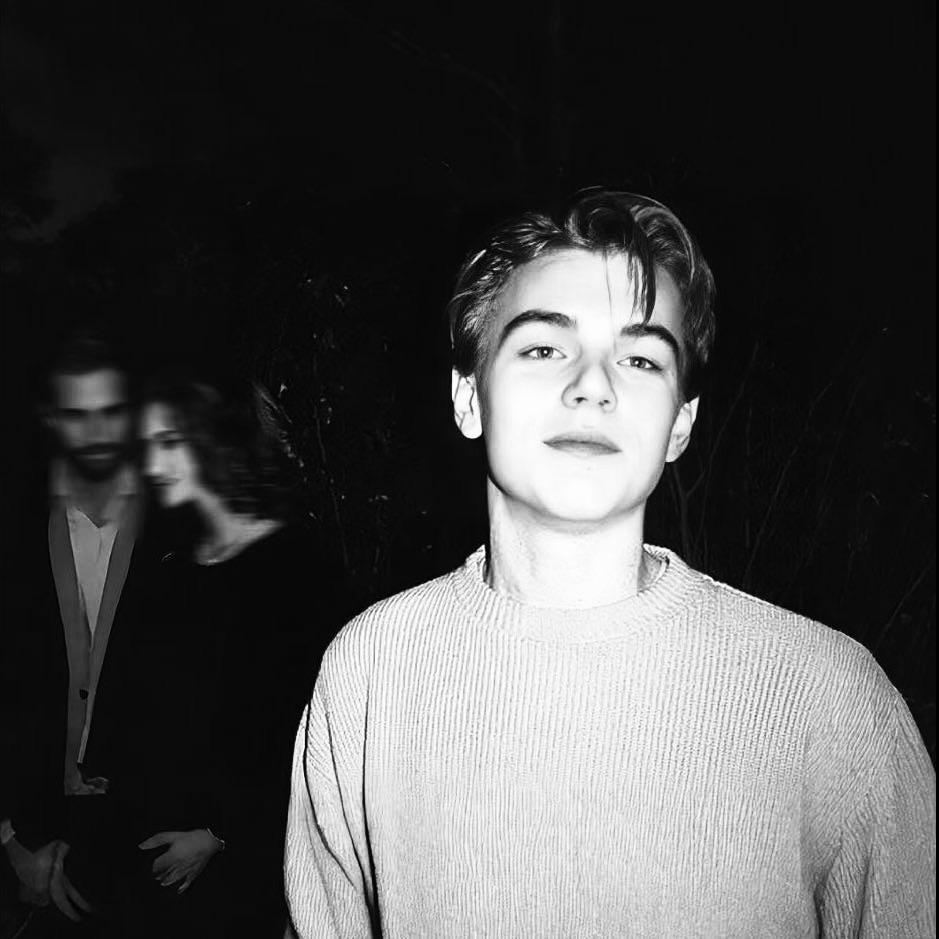 ︆︇ㅤ︈︎ㅤ︈ㅤ