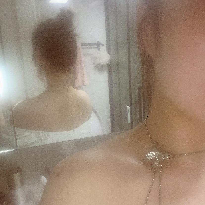 阳光下的孩子。